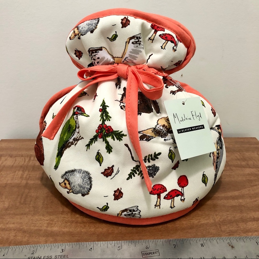 Madeleine Floyd Woodland Creatures Muff Tea Cosy
